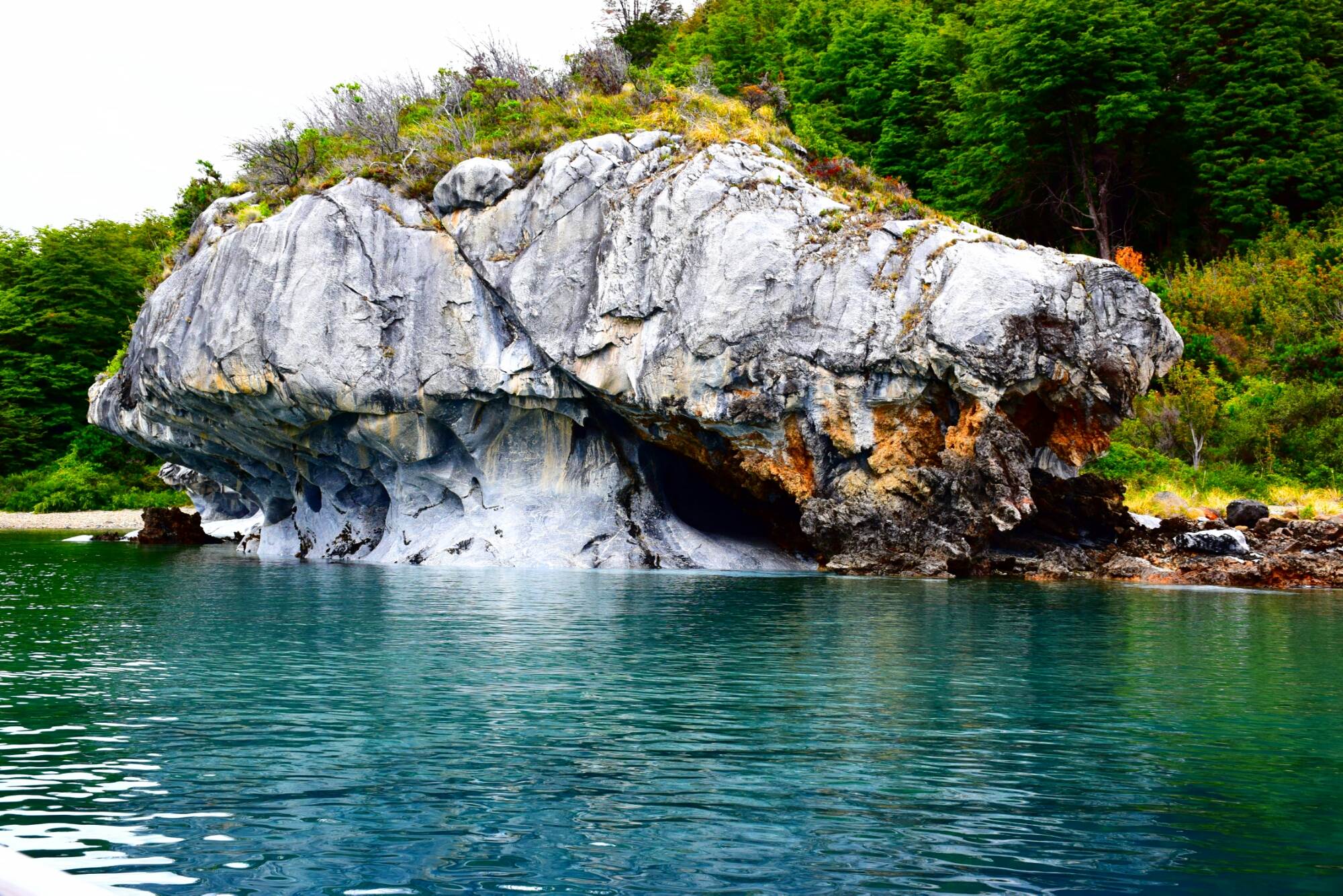 more of the beautiful marble caves from the boat