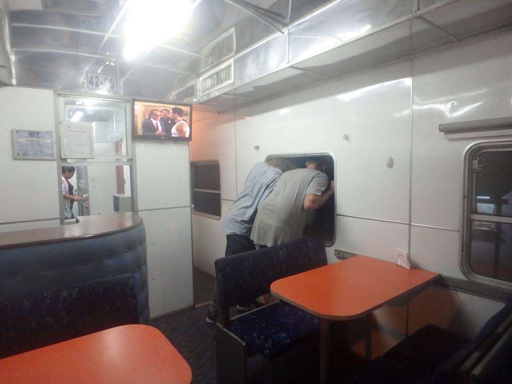 buying things on the death train bolivia