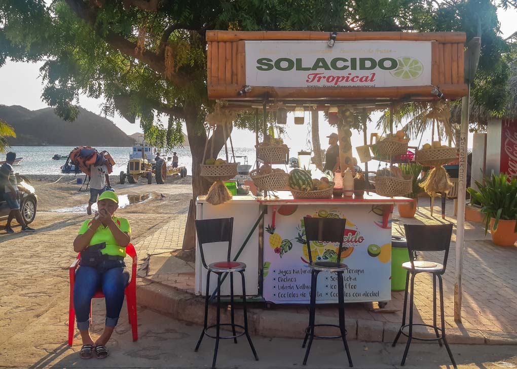 Fresh fruit juice stand in Taganga