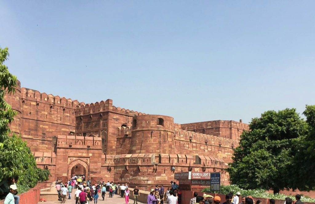 We went from Kolkata to Agra and it was a great trip!