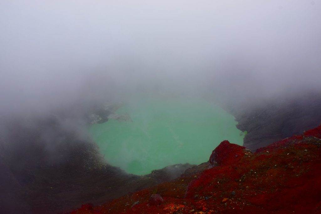 The lake on the Santa Ana volcano hike