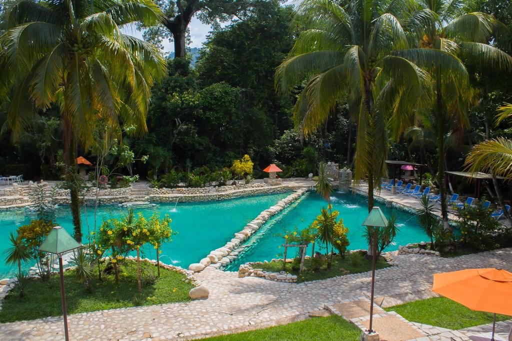 hotel chan-kah resort