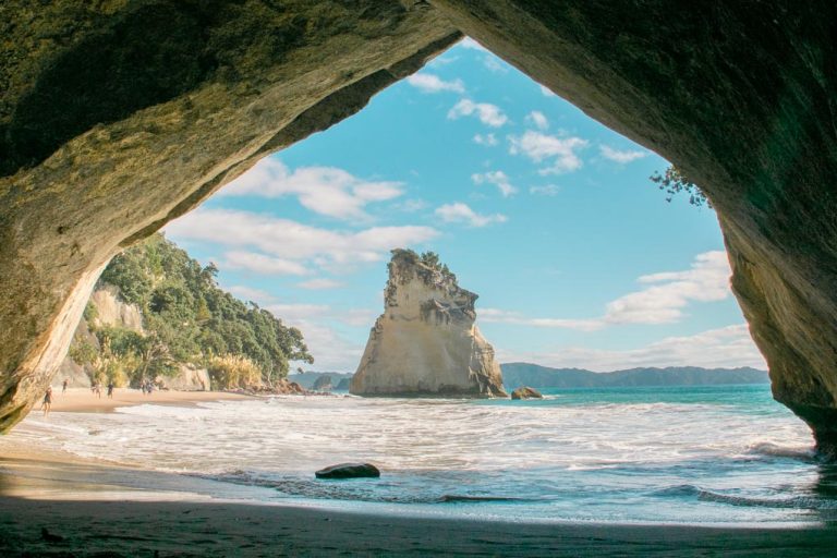 Cathedral Cove, Coromandel Peninsular, New Zealand