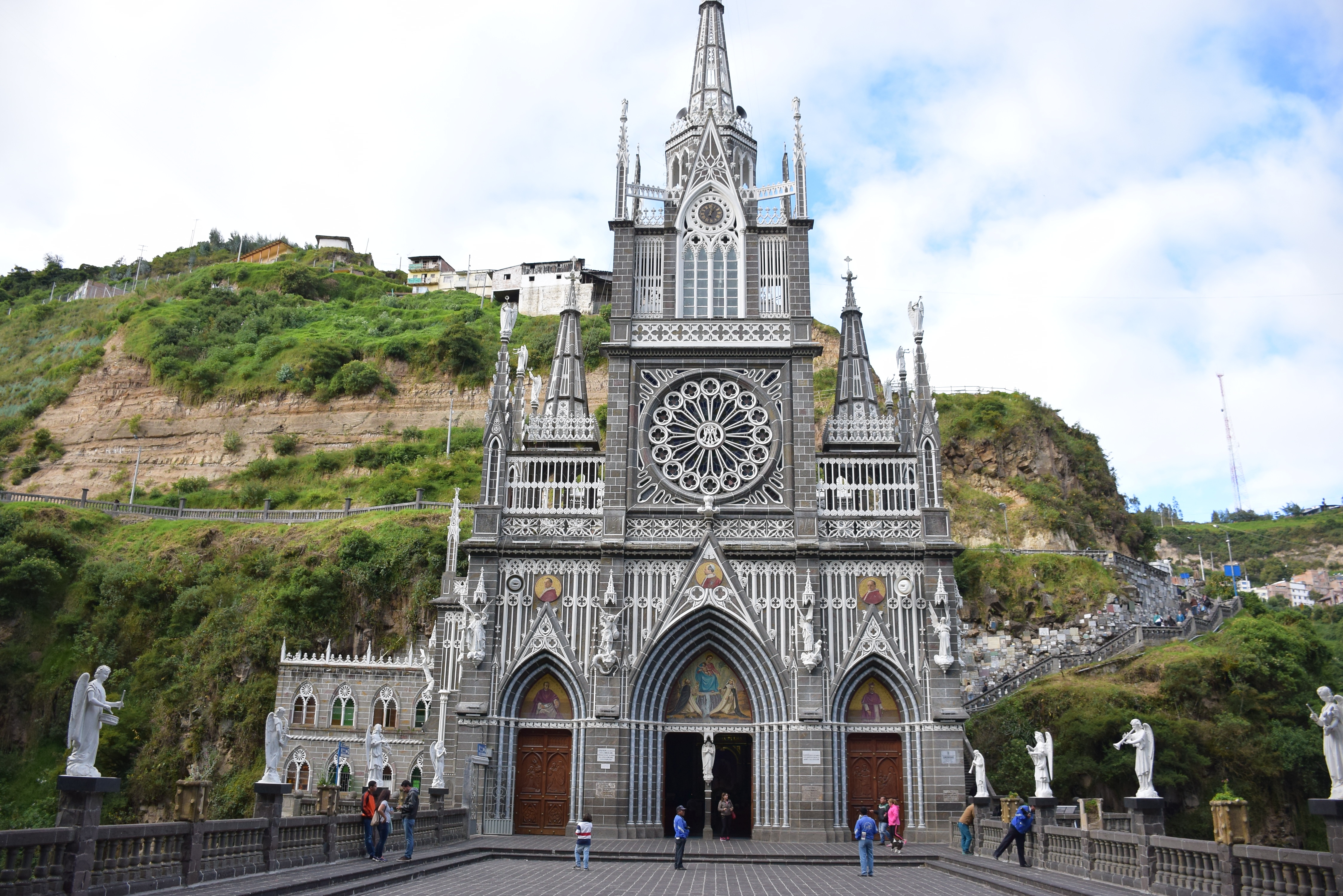 Las Lajas Cathedral in Colombia