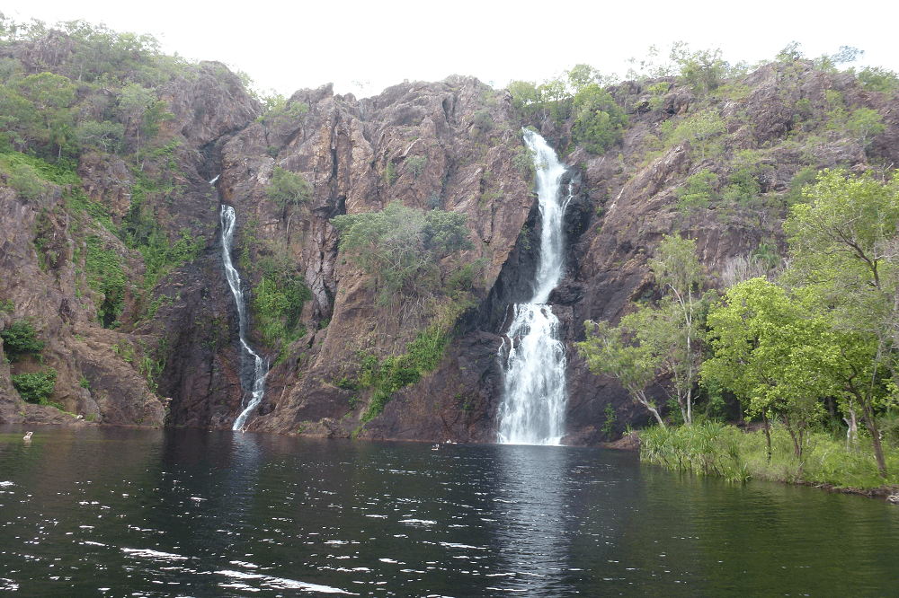 wangi falls in litchfield national park