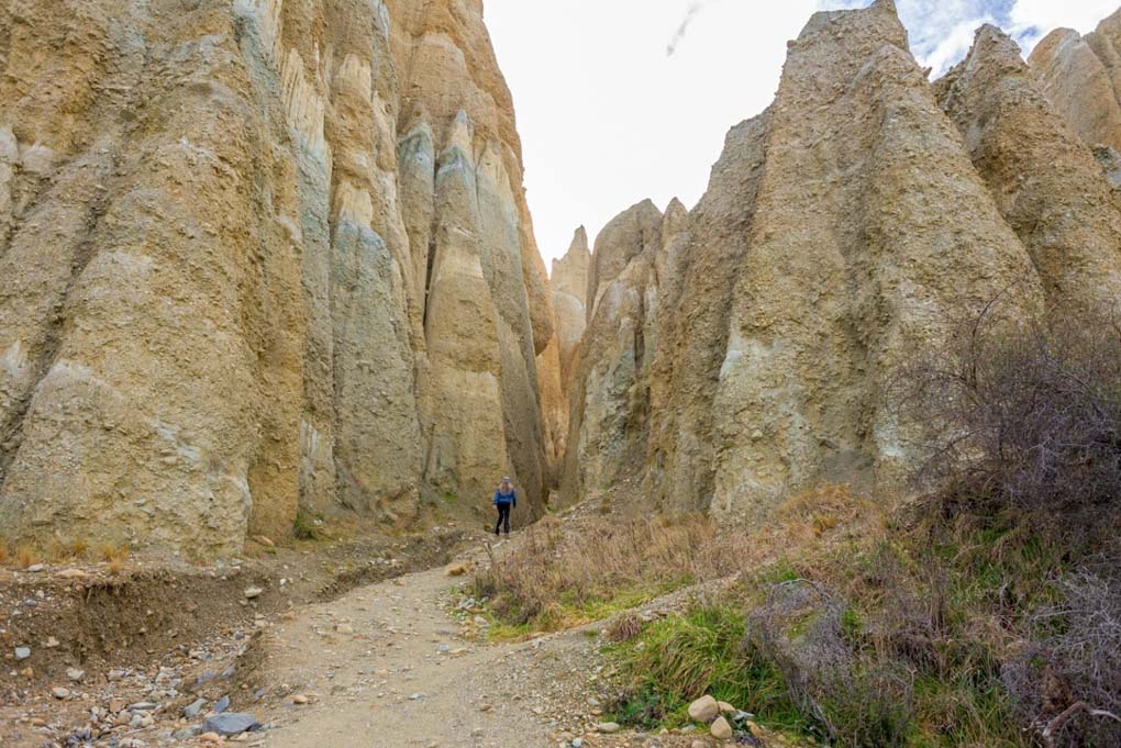 Walking arounf the Omarama Clay Cliffs, New Zealand