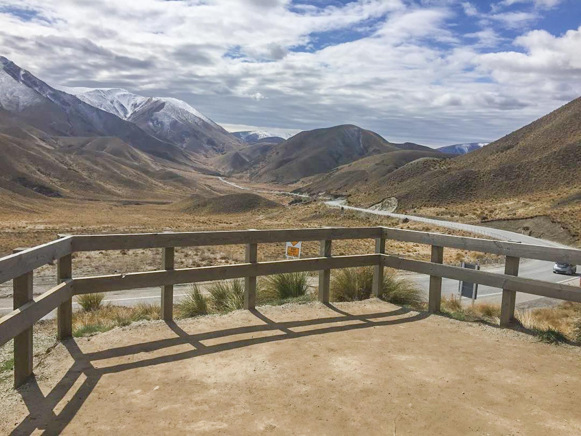 The official lookout at Lindis Pass