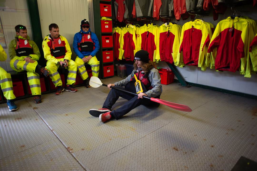 How to Kayak in Milford Sound