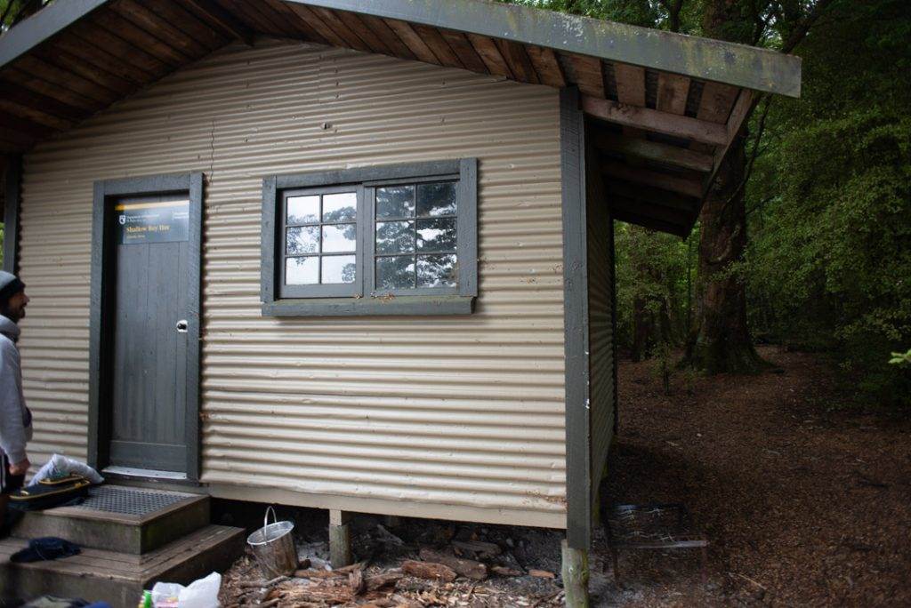 Shallow bay hut