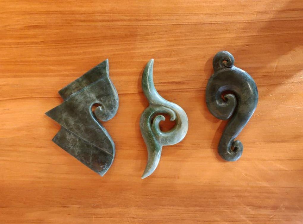 Jade Carving near Punakaiki in New Zealand