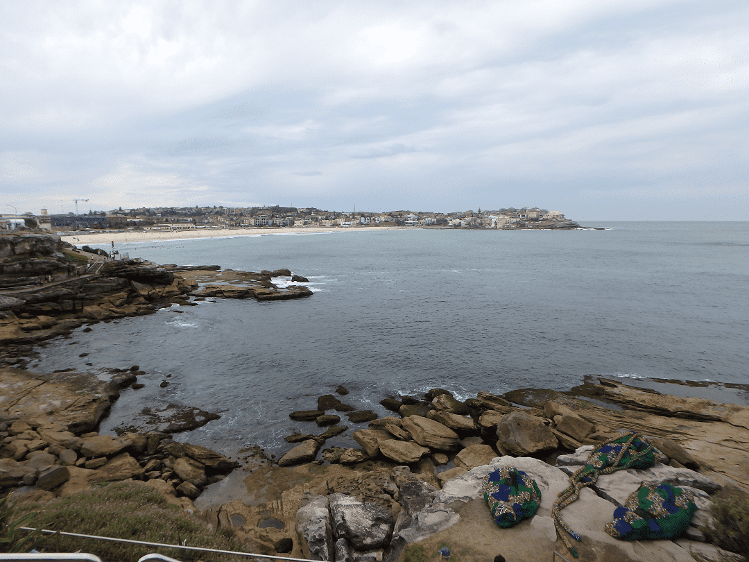 bondi to coogee walk in sydney