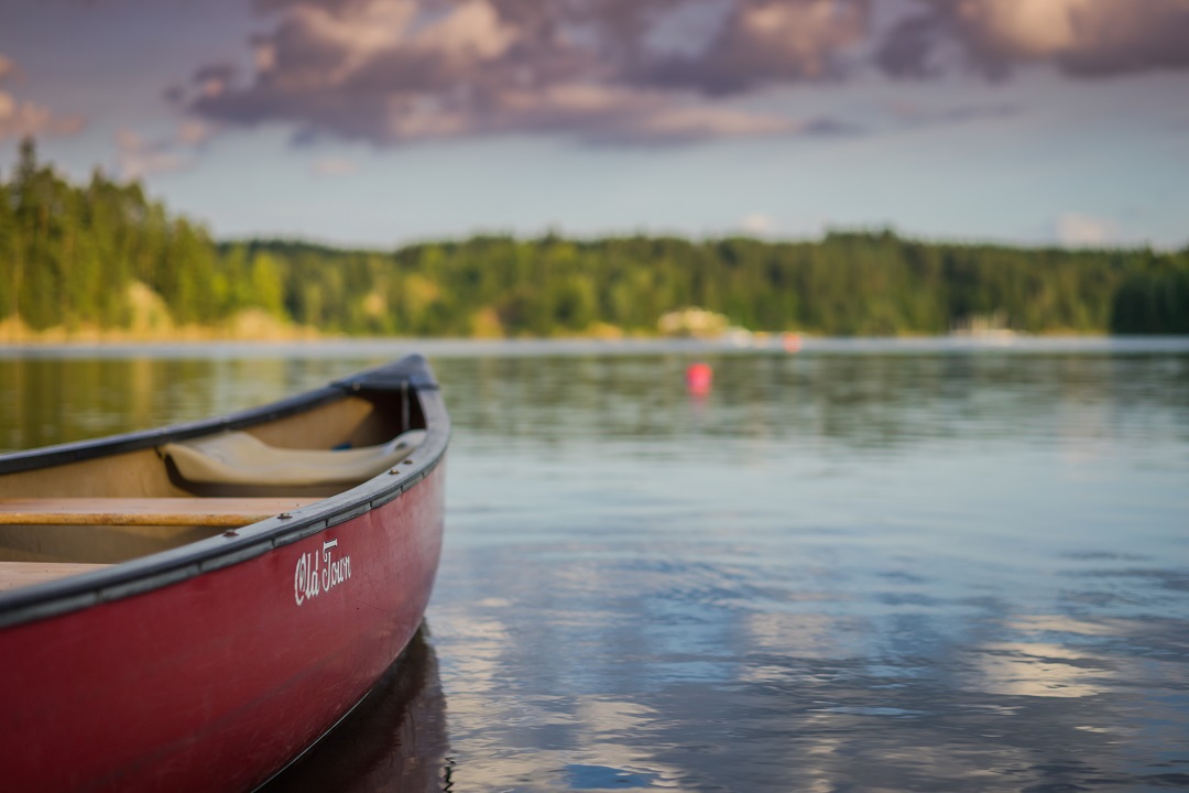 Canoeing the south Saskatchewan river in Saskatoon, SK