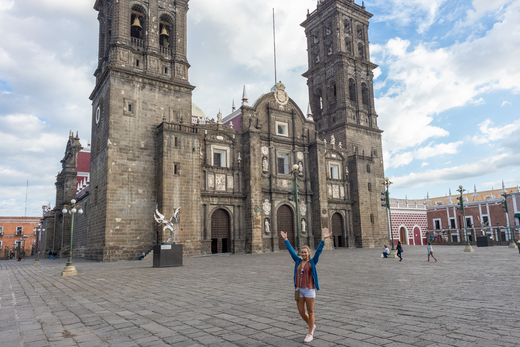 Exploring Puebla on free walking tour