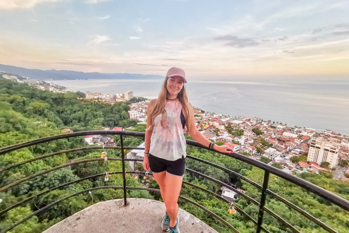 Bailey at Mirador de la Cruz