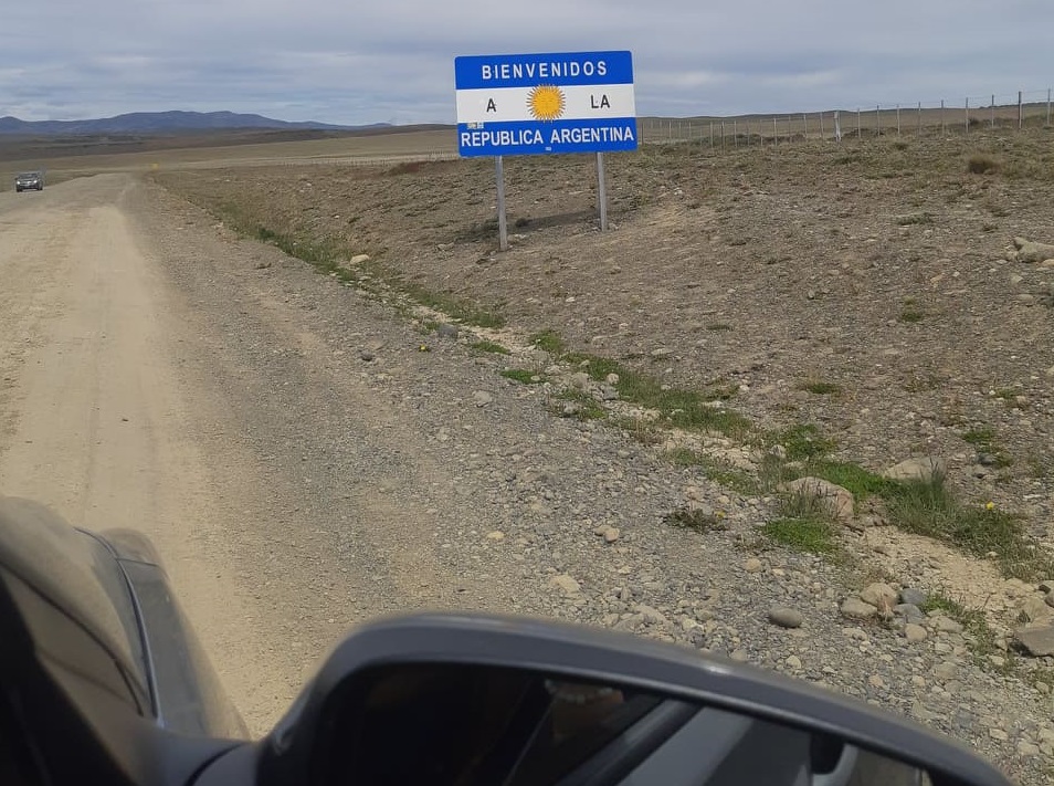 welcome to argentina sign