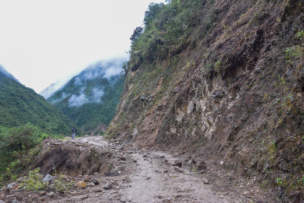 The road to the start of the Salkantay Trek