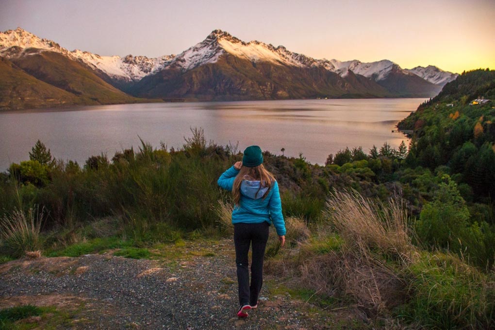 Bailey pasoes for a photo on the shores of Lake wakatipu a classic Queenstown photography location