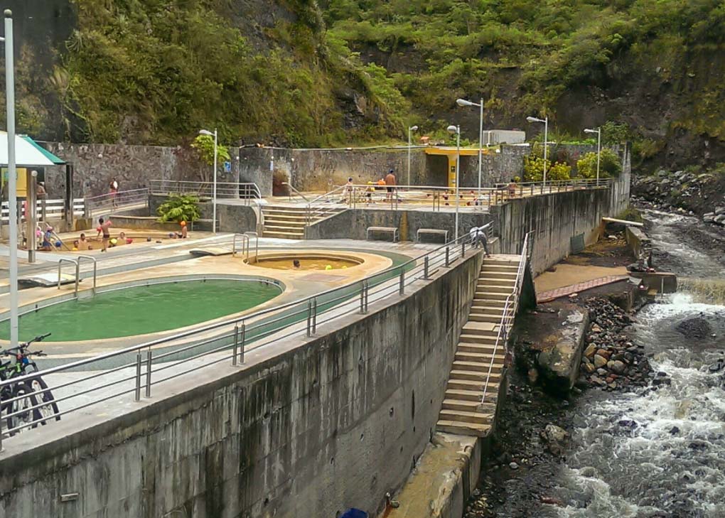 Terma El Salado, Banos, Ecuador