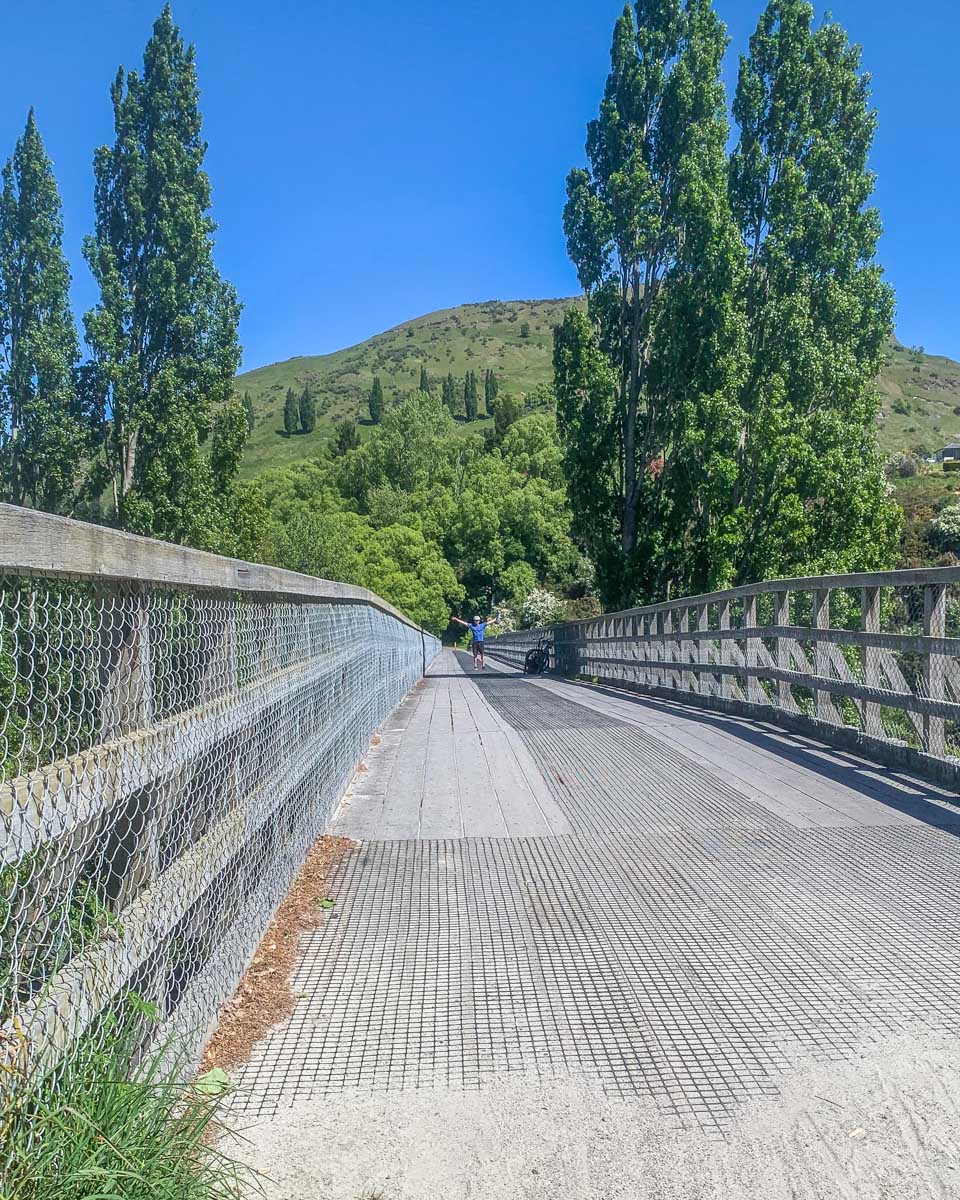 Bike riding between Queenstown and Arrowtown