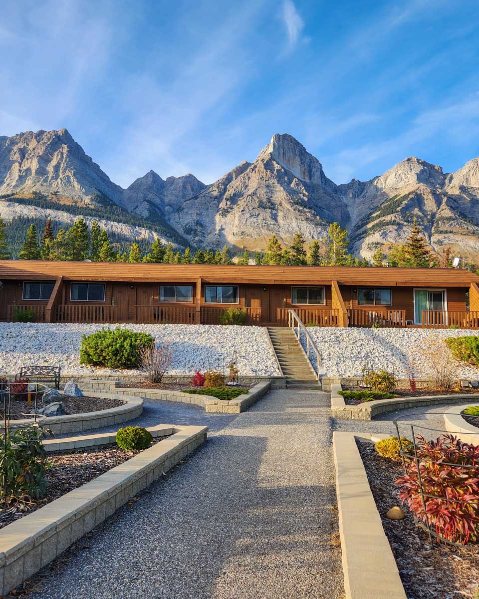 Front of The Crossing resort on the Icefields Parkway