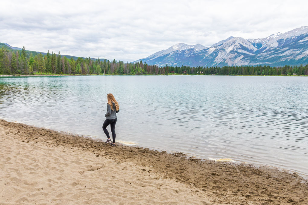The beach at lake annette, Jasper