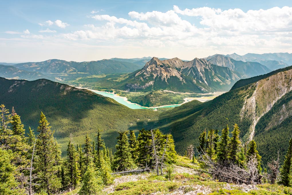 Views before descending on the Heart Mountain Horseshoe Loop