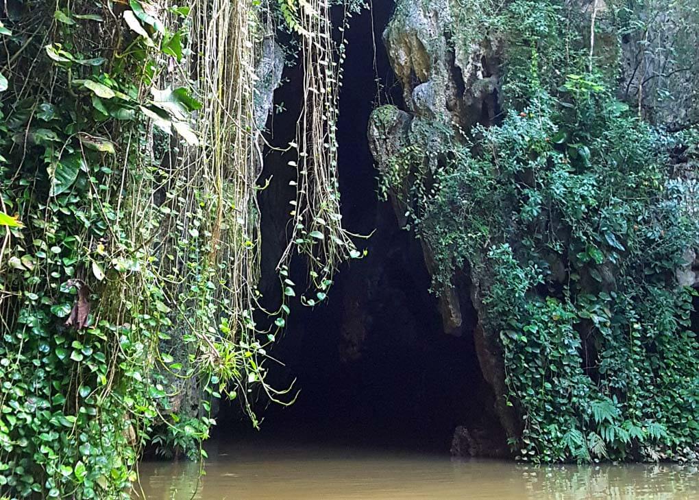 Indian Cave Cuba