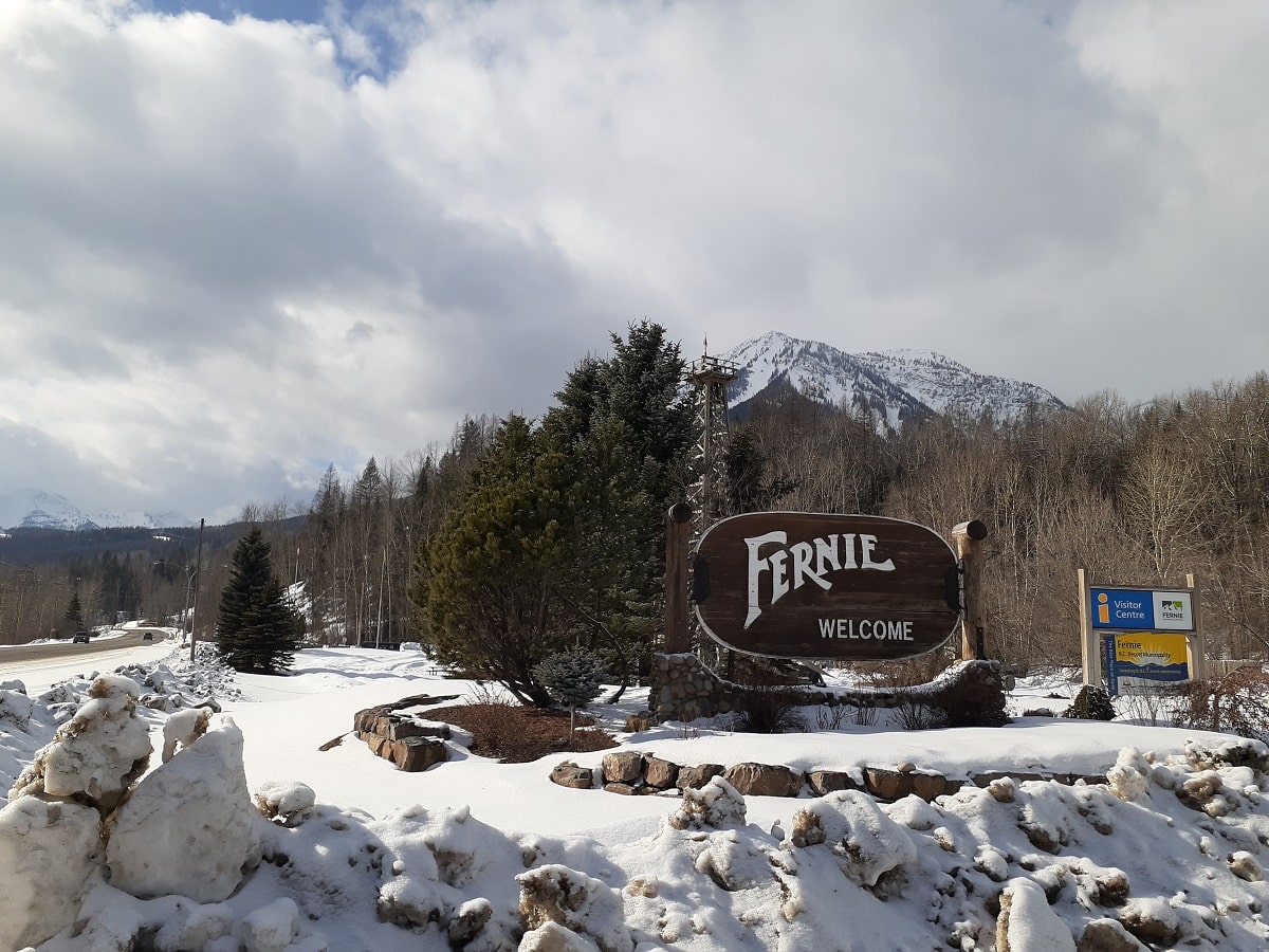 welcome to fernie sign