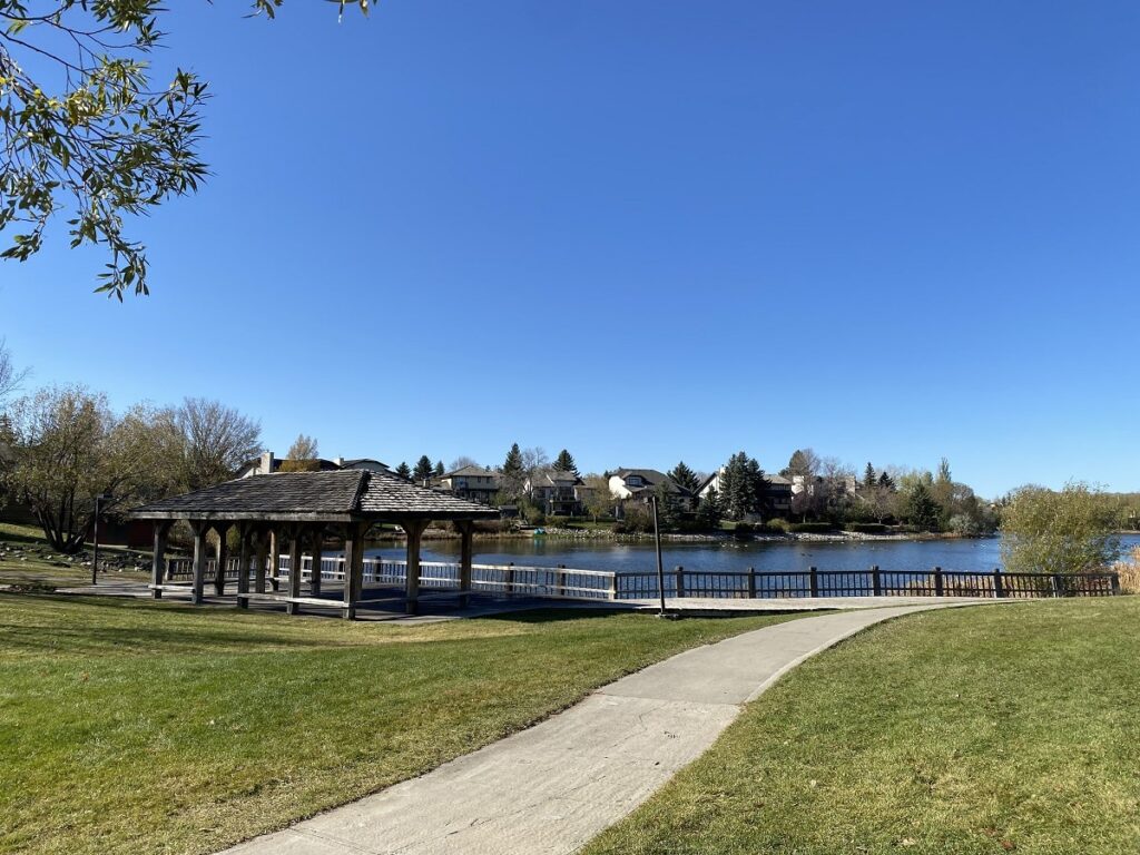 Lakewood Park on a beautiful blue-bird day