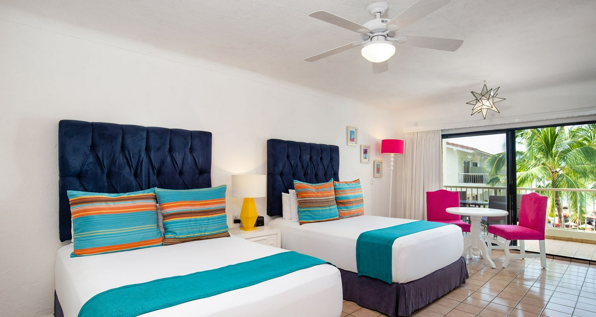 Villa del Palmar Beach Resort double bed suite