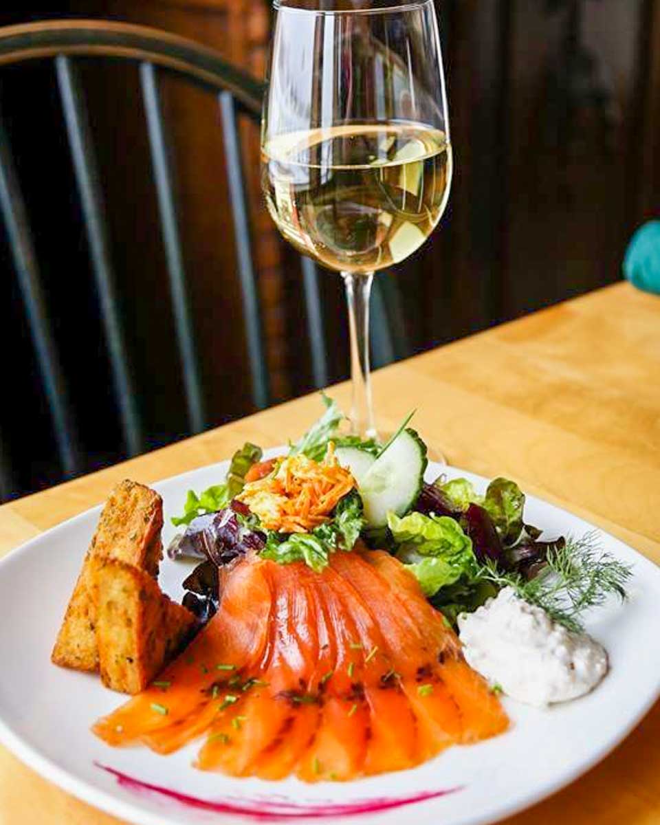 Seafood and wine at Fiddle River Restaurant in Jasper