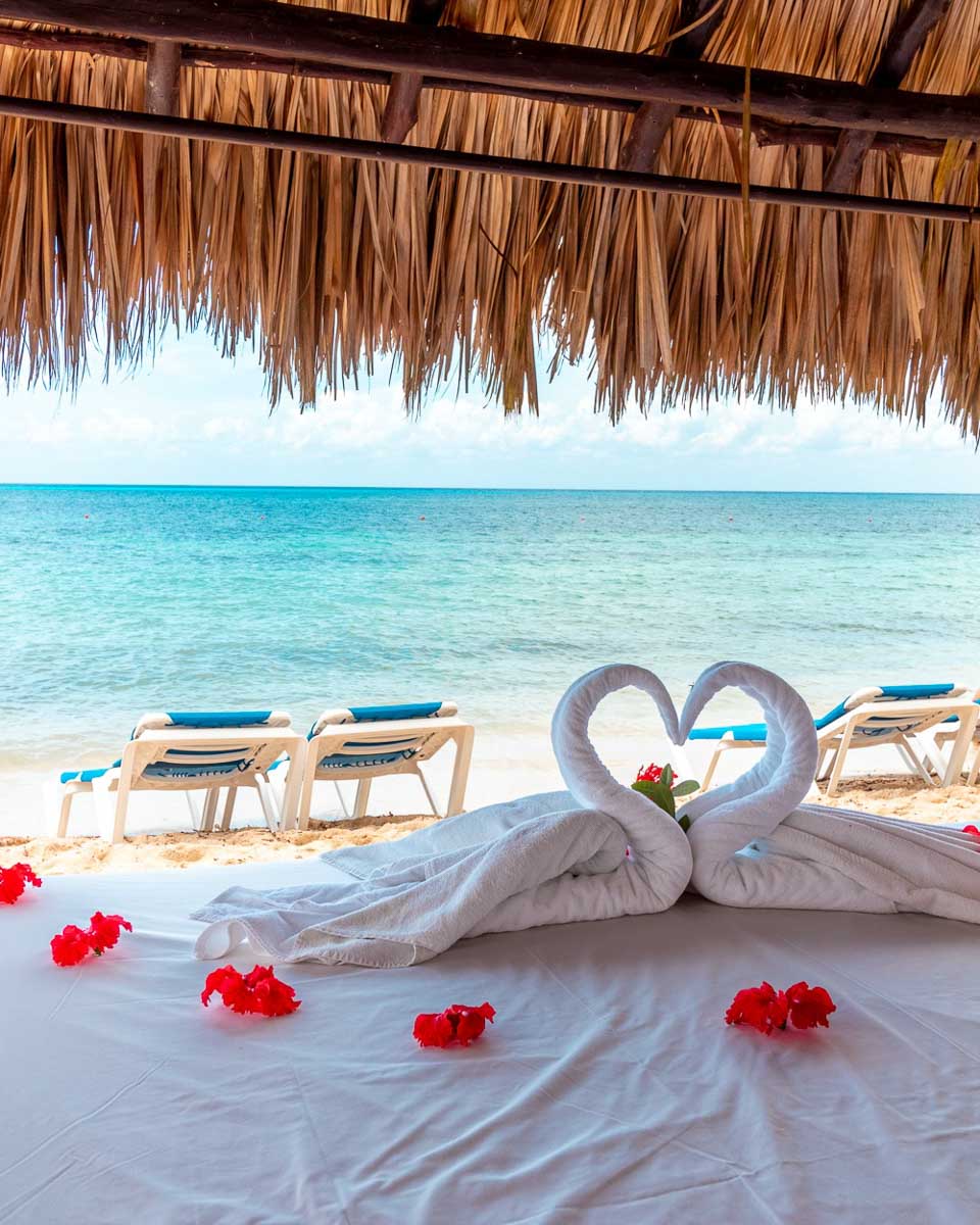 A romantic day bed at Mr. Sanchos Beach Club, Cozumel
