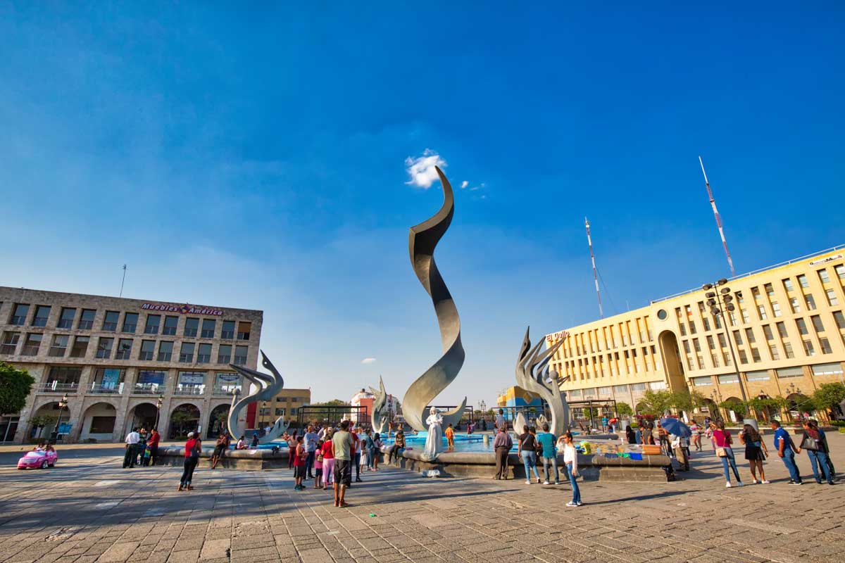 Plaza TapatÃa , Guadalajara