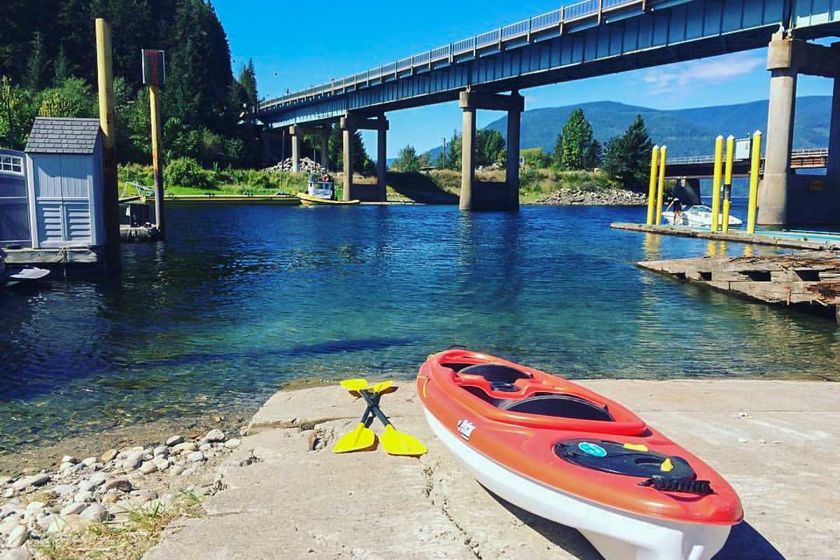 A kayak on the shores of the lake from Reds rentals and Marina, Sicamous