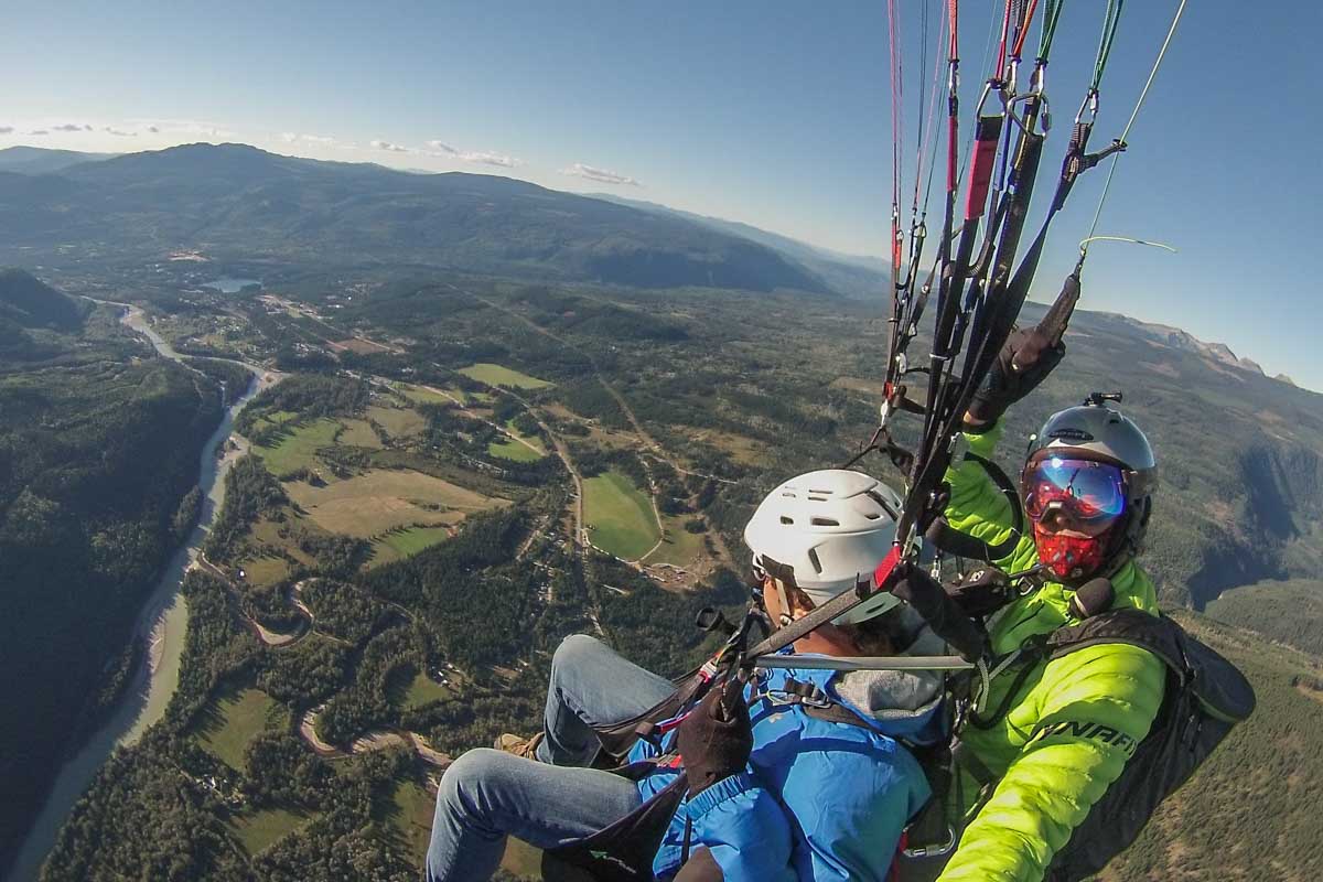 Paragliding in Clearwater, BC