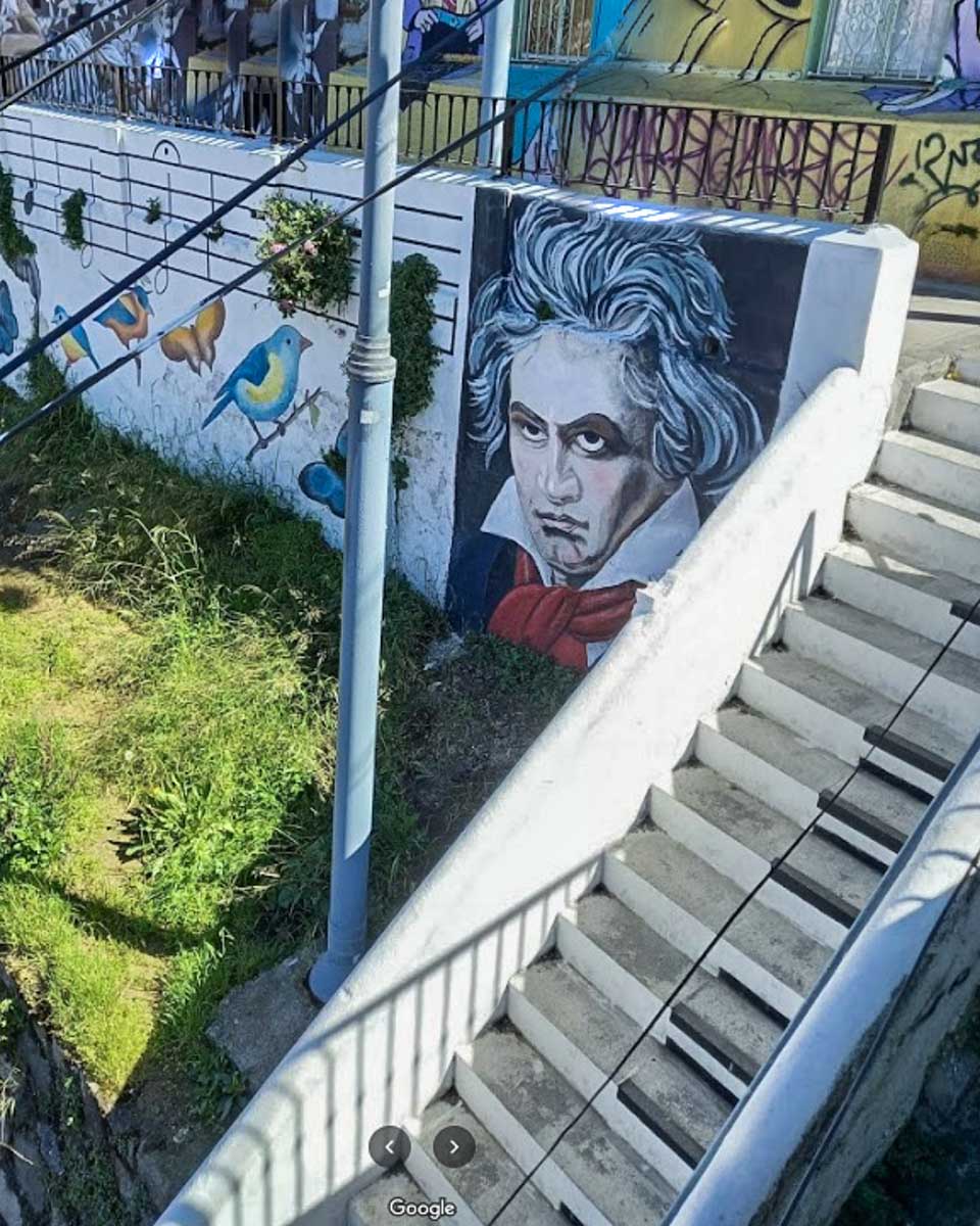 Piano Staircase in Valparaiso from above