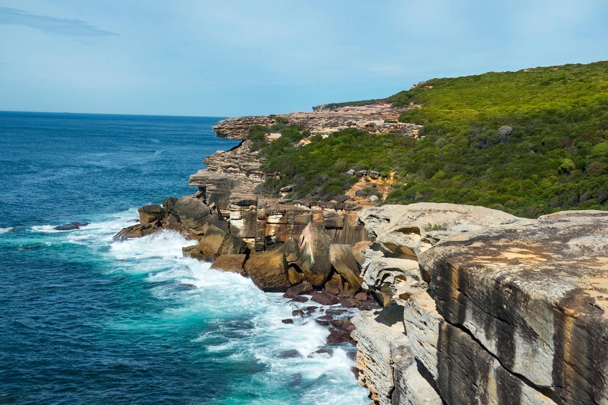 Magnificent landscape with ocean and cliffs at the Royal National Park in Sydney, Australia