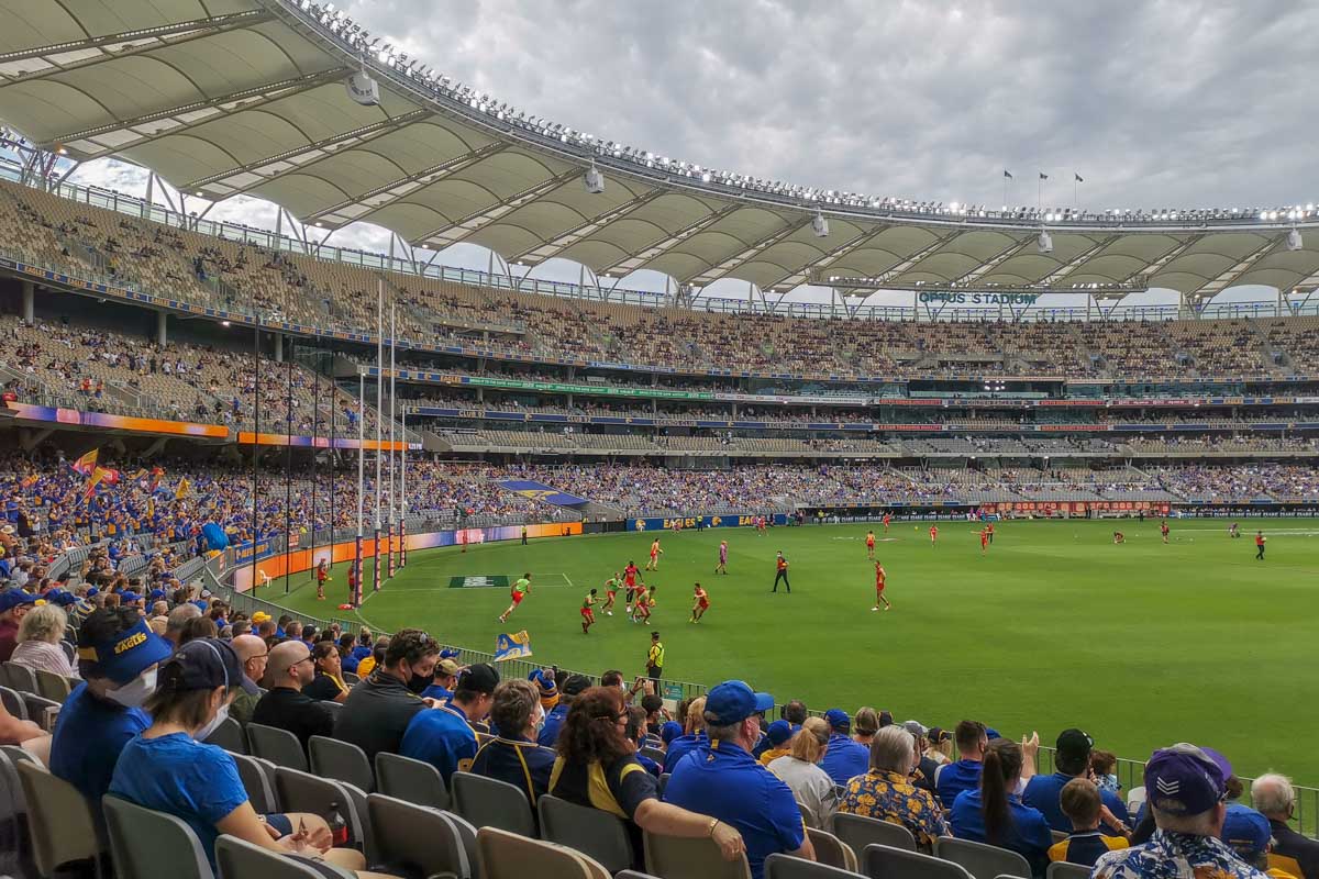 West Coast Eagles football match, Perth