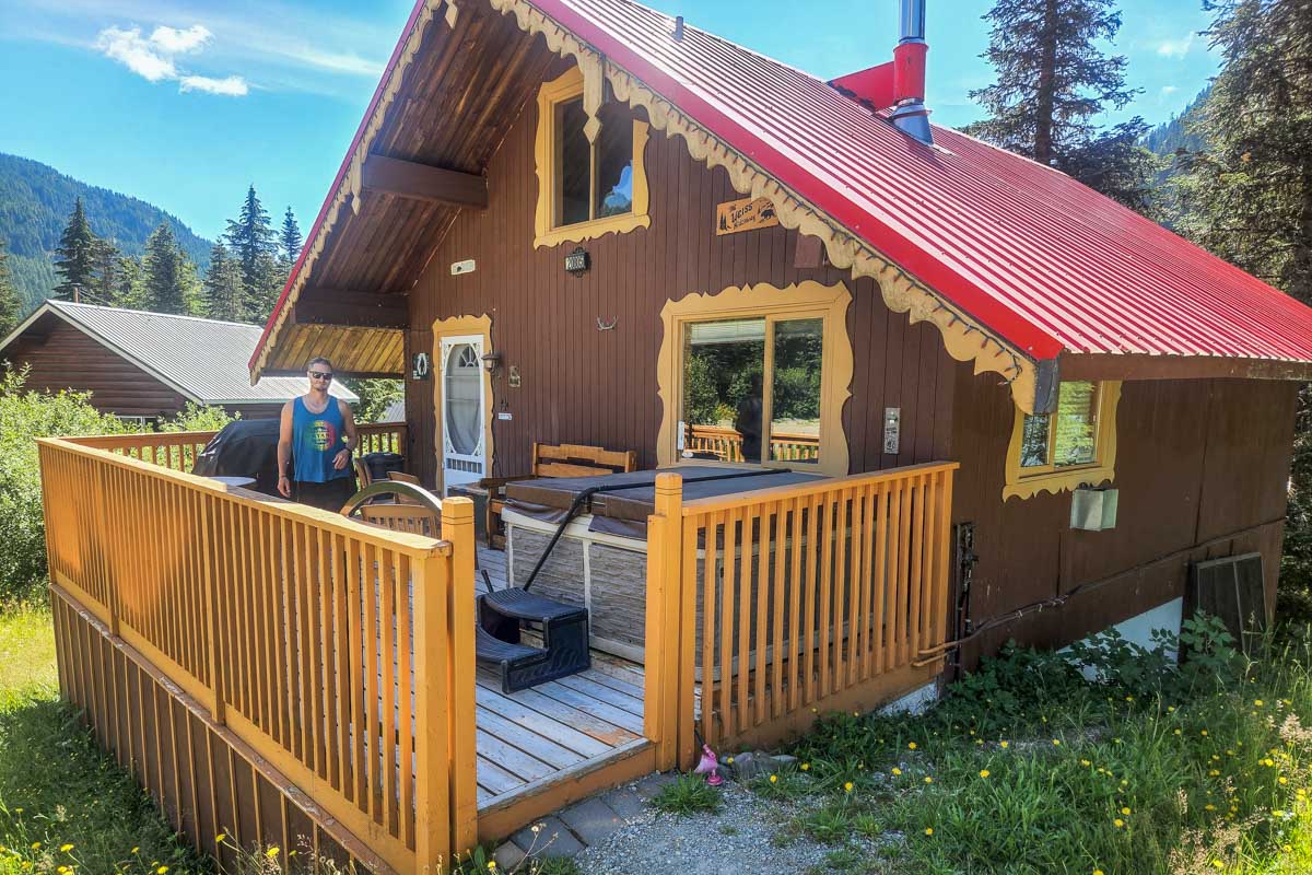 A cabin in Harrison Hot Springs Canada