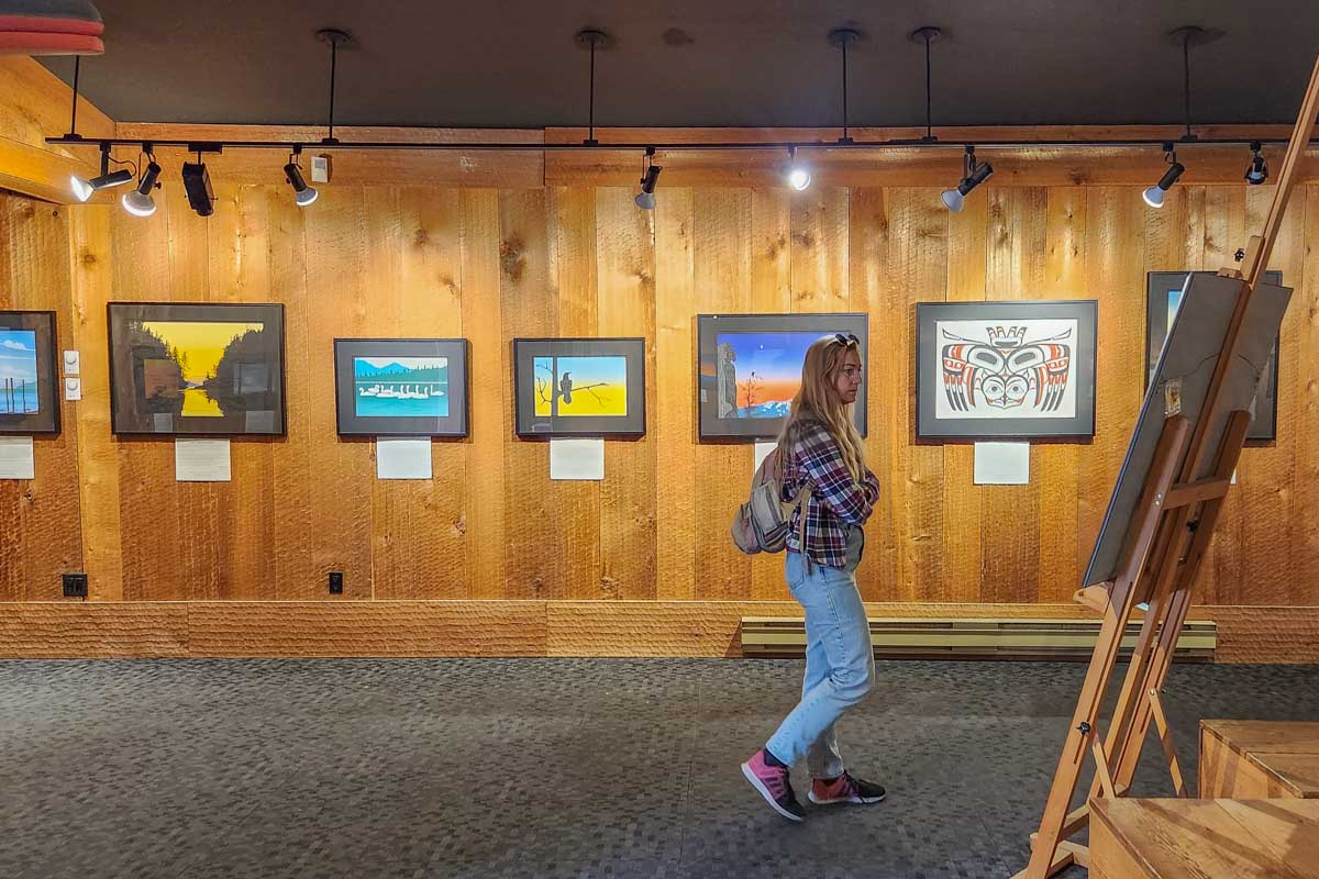 Bailey at the Roy Henry Vickers art gallery