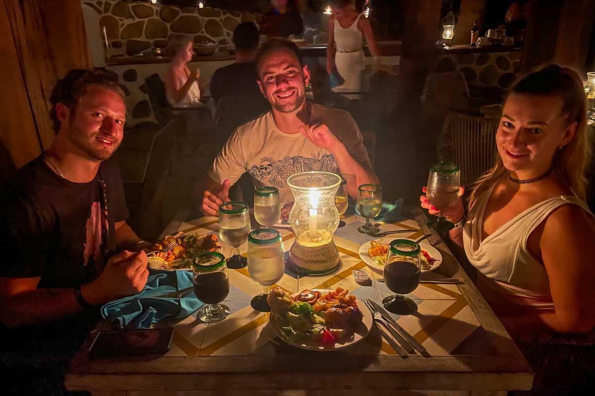 Daniel and Bailey have dinner at the Rhythms of the Night show in Puerto Vallarta