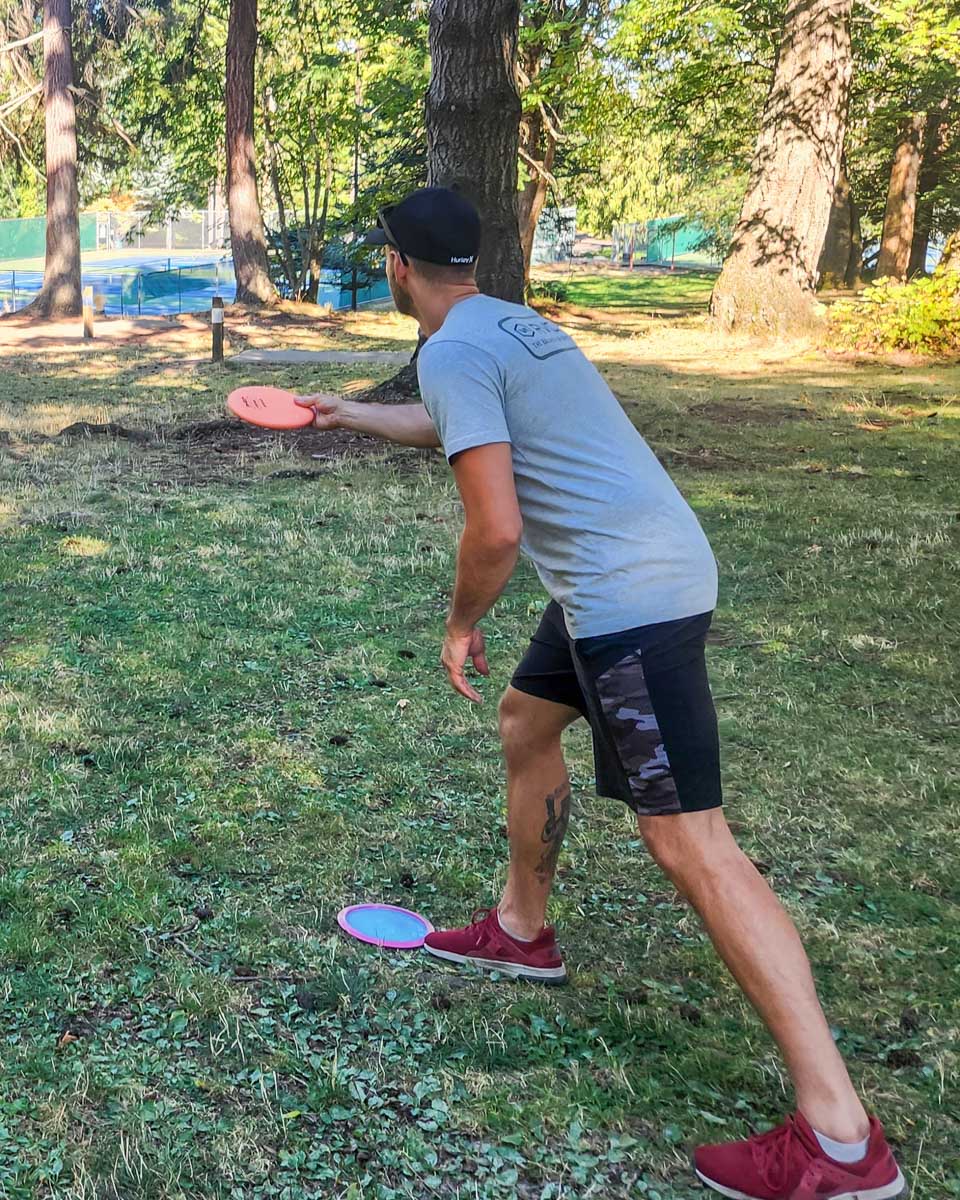 Daniel plays disc golf in Canada