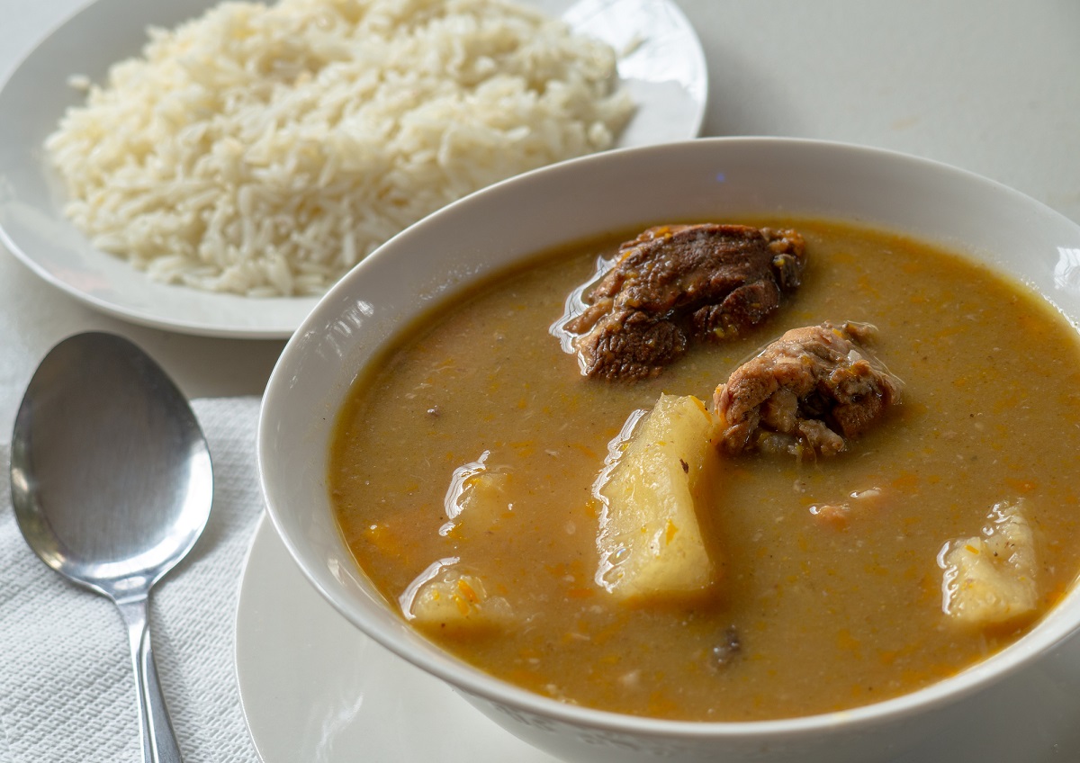 traditional bowl of soup in Colombia served with rice