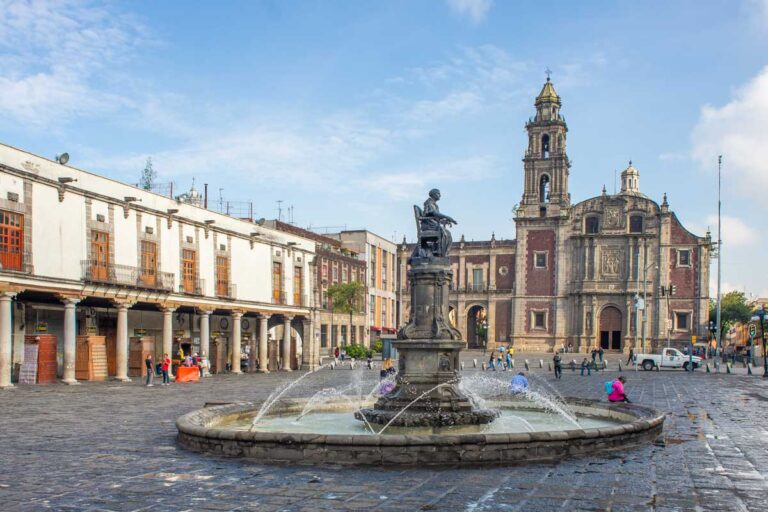 A square in Mexico City not often referred to as safe