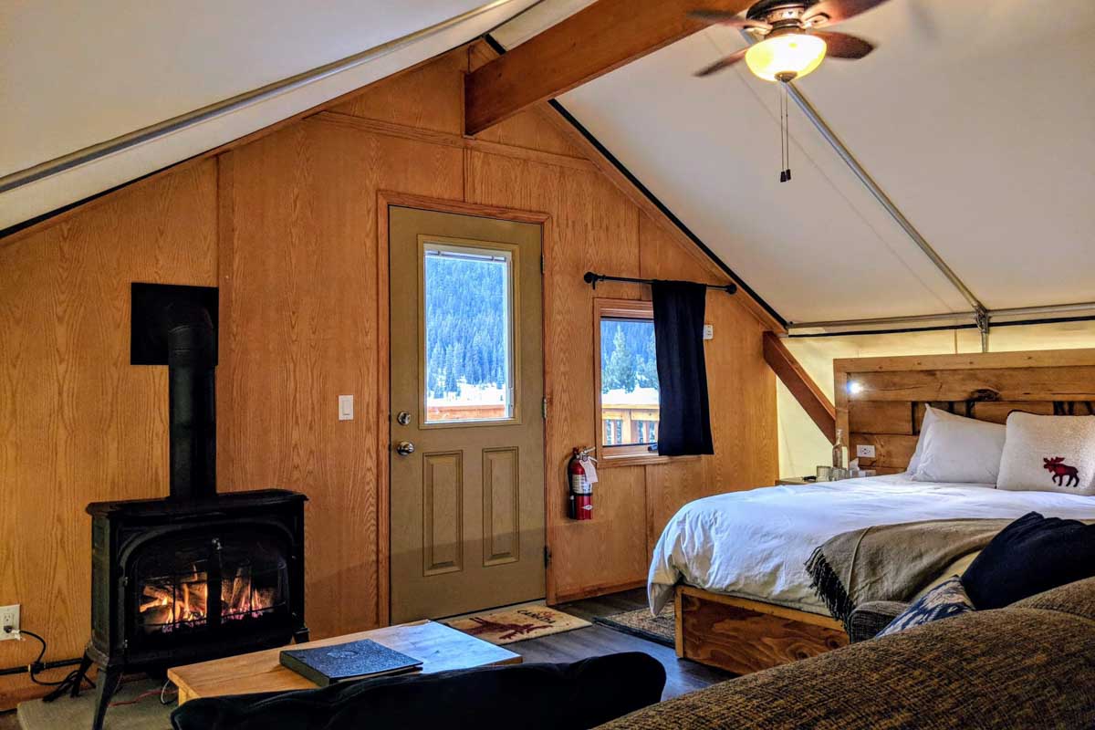 Mount Engadine Lodge room