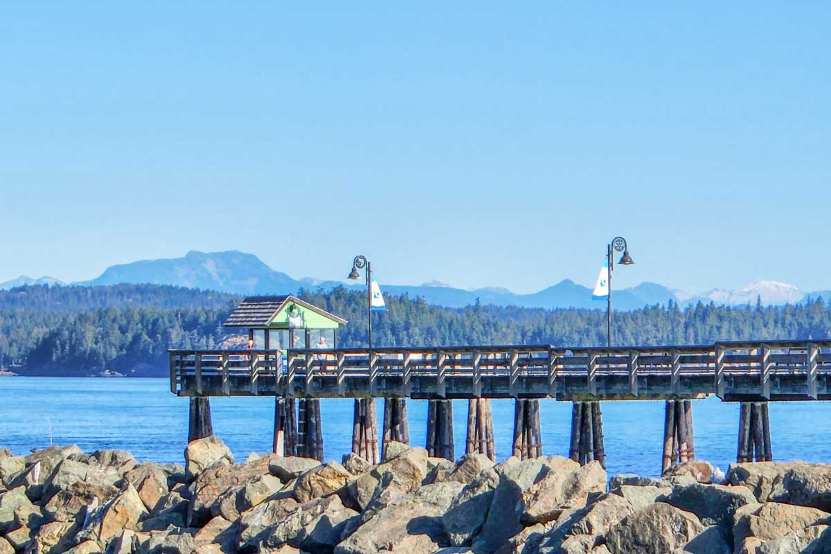 Scenic views of the wharf in Campbell River, BC