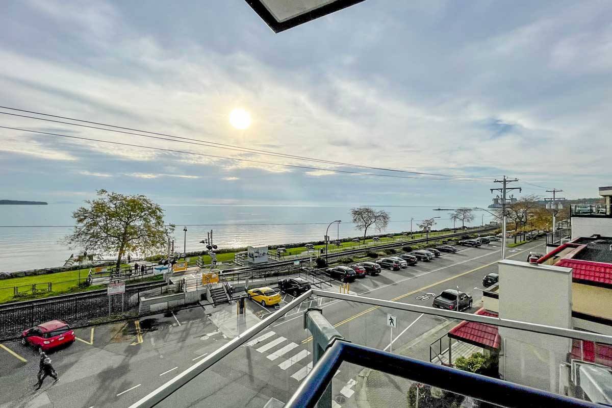 Ocean Promenade Hotel in White Rock, BC