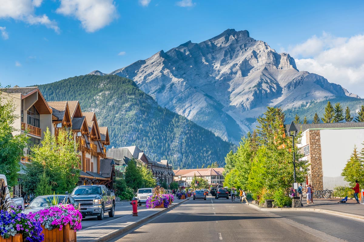 Banff Ave, Banff