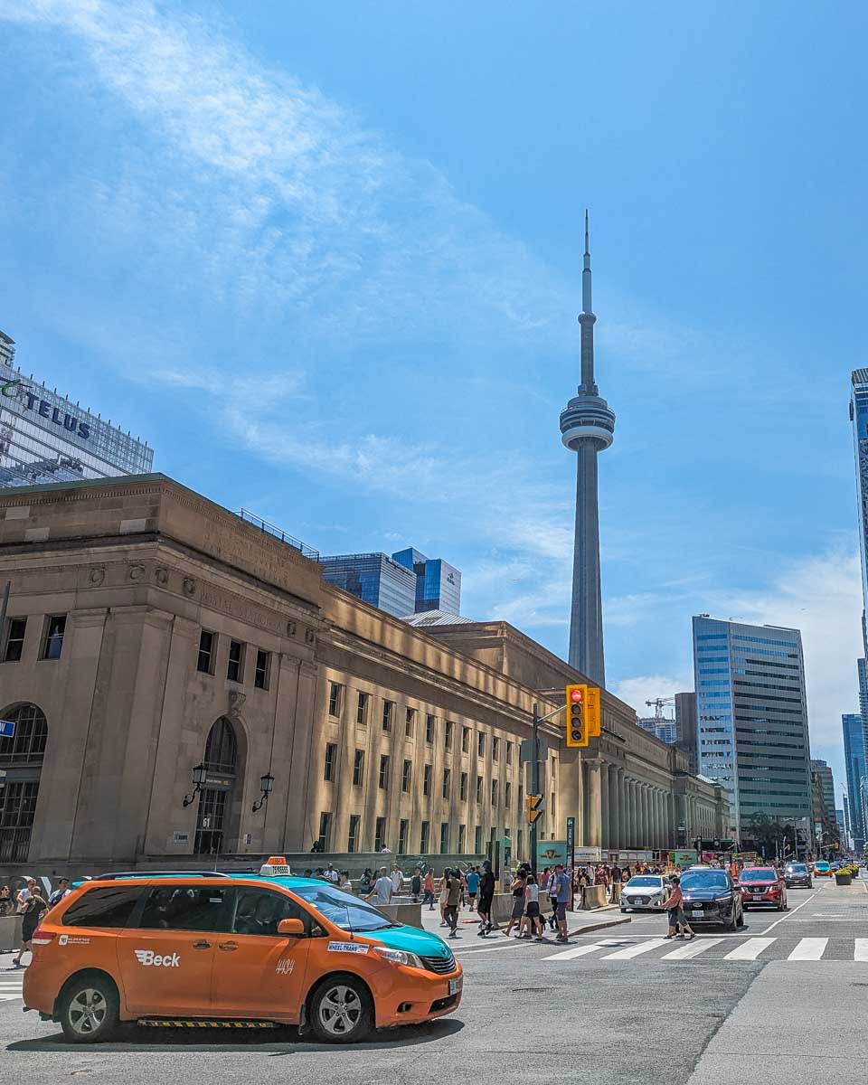 Toronto city skyline on a City tour