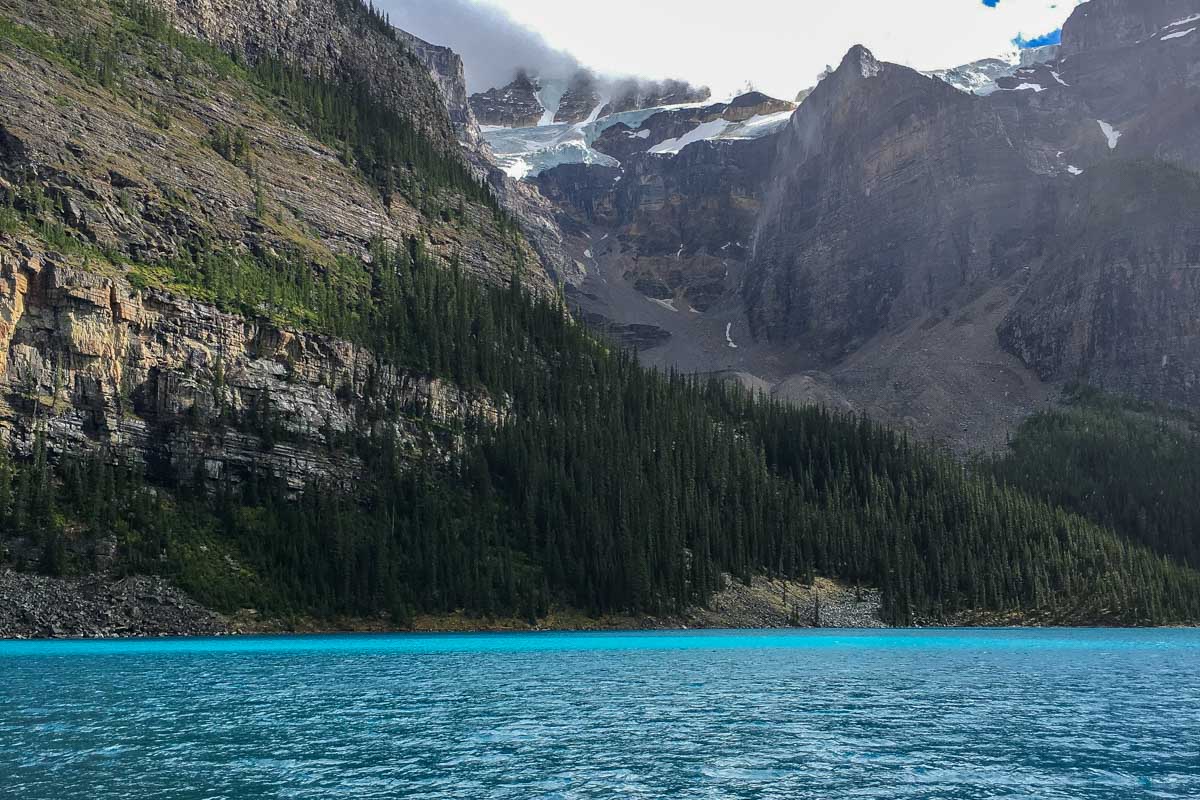Moraine Lake seen in Canada on a cloudy day (3)